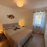 La Rotonda By Gardadomusmea Apartman