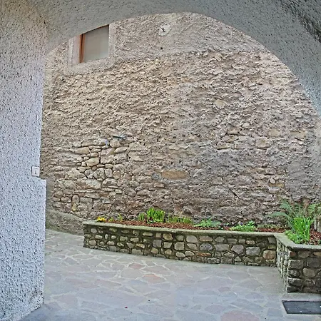 La Rotonda Apartments By Gardadomusmea