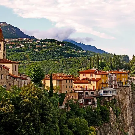 La Rotonda By Gardadomusmea Appartement *